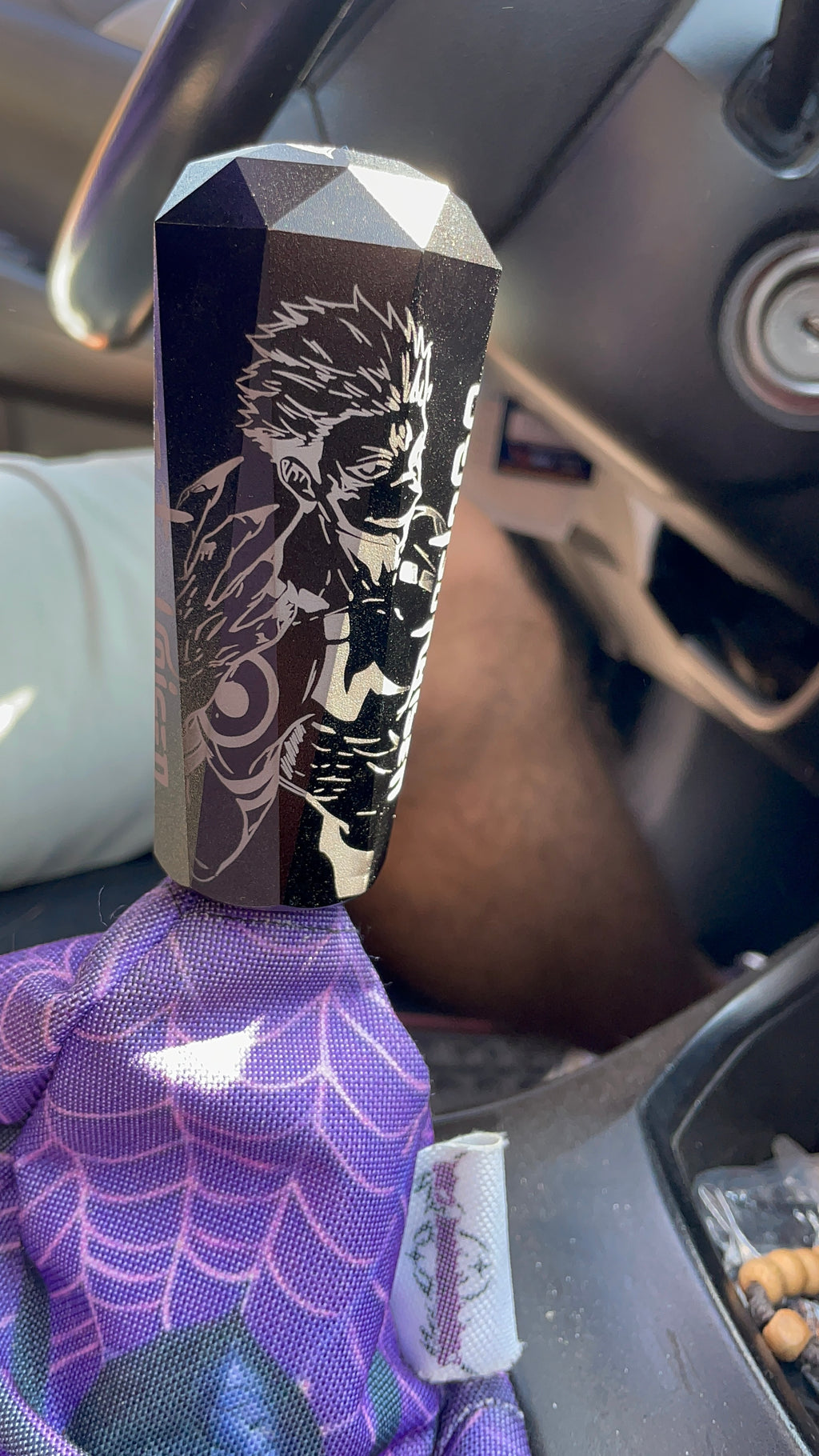 ⚫️Pomo prismático personalizado “Jujutsu Kaisen”⚫️