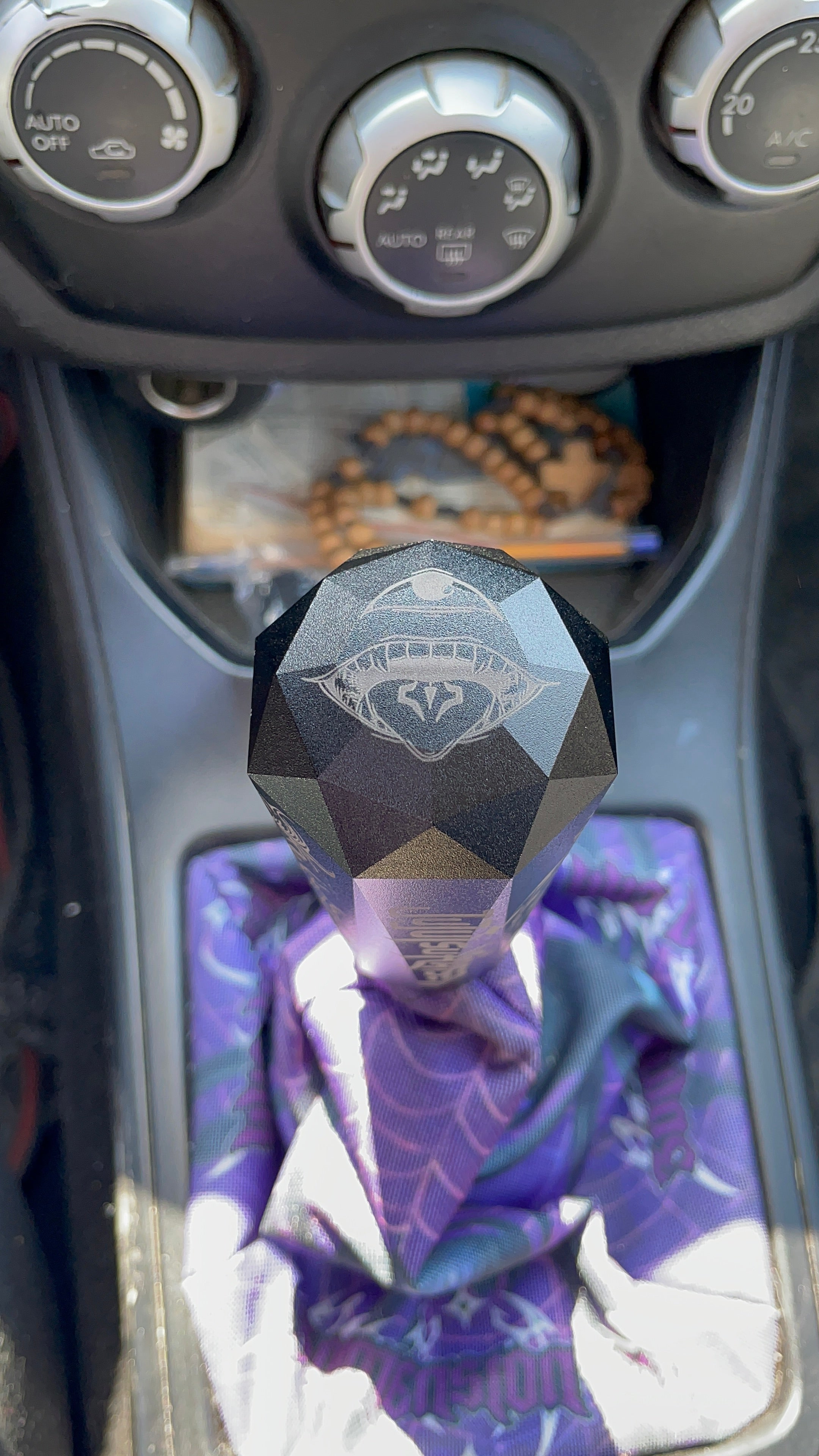 ⚫️Pomo prismático personalizado “Jujutsu Kaisen”⚫️